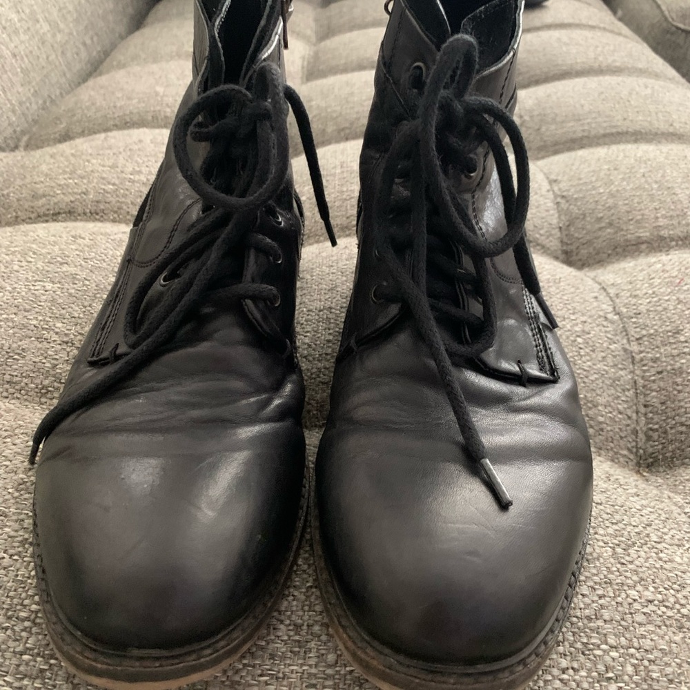 Men’s Steve madden boots